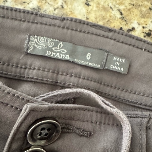 Prana Halle convertible Grey gray Casual hiking pants Pants size 6 - Picture 2 of 2